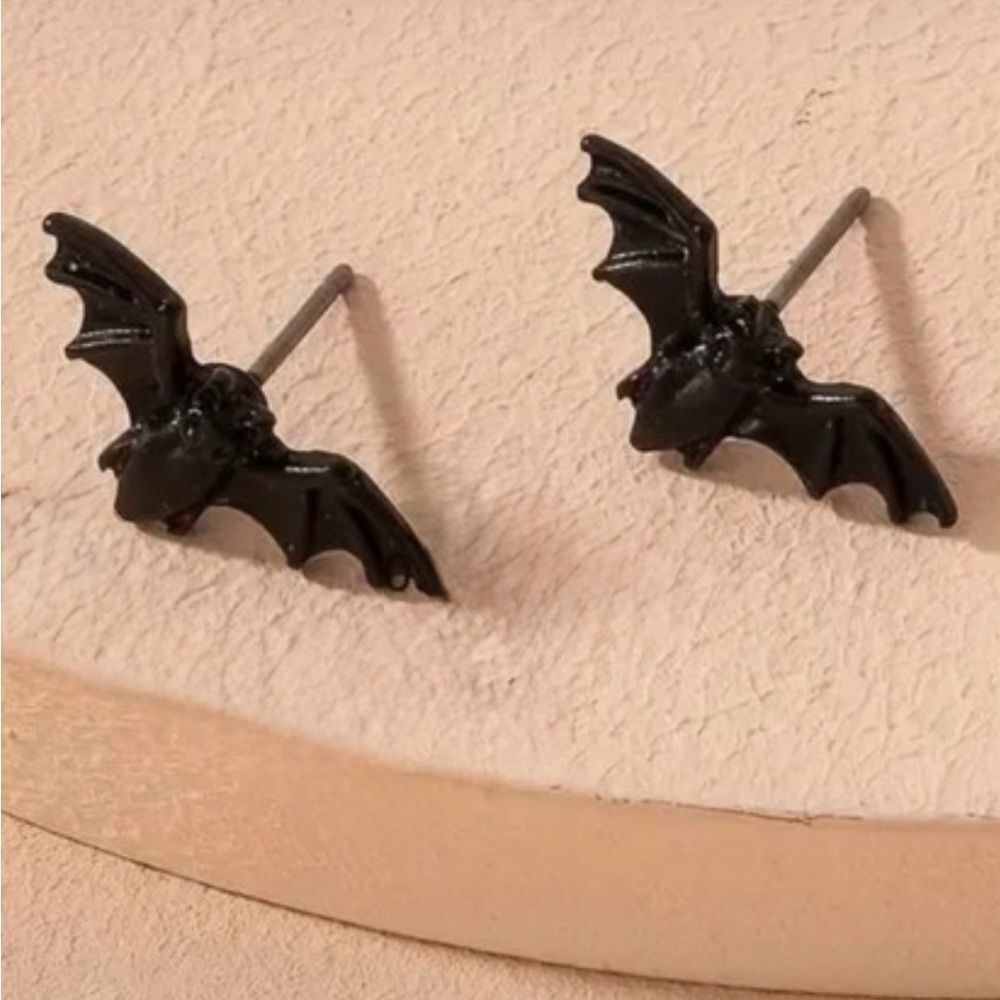 Black Bat Statement Earrings – NWT